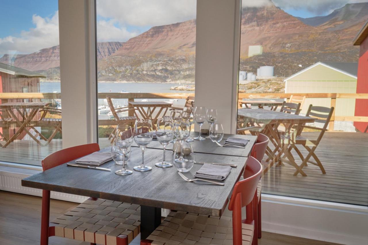 Hotel Disko Island Qeqertarsuaq Екстериор снимка