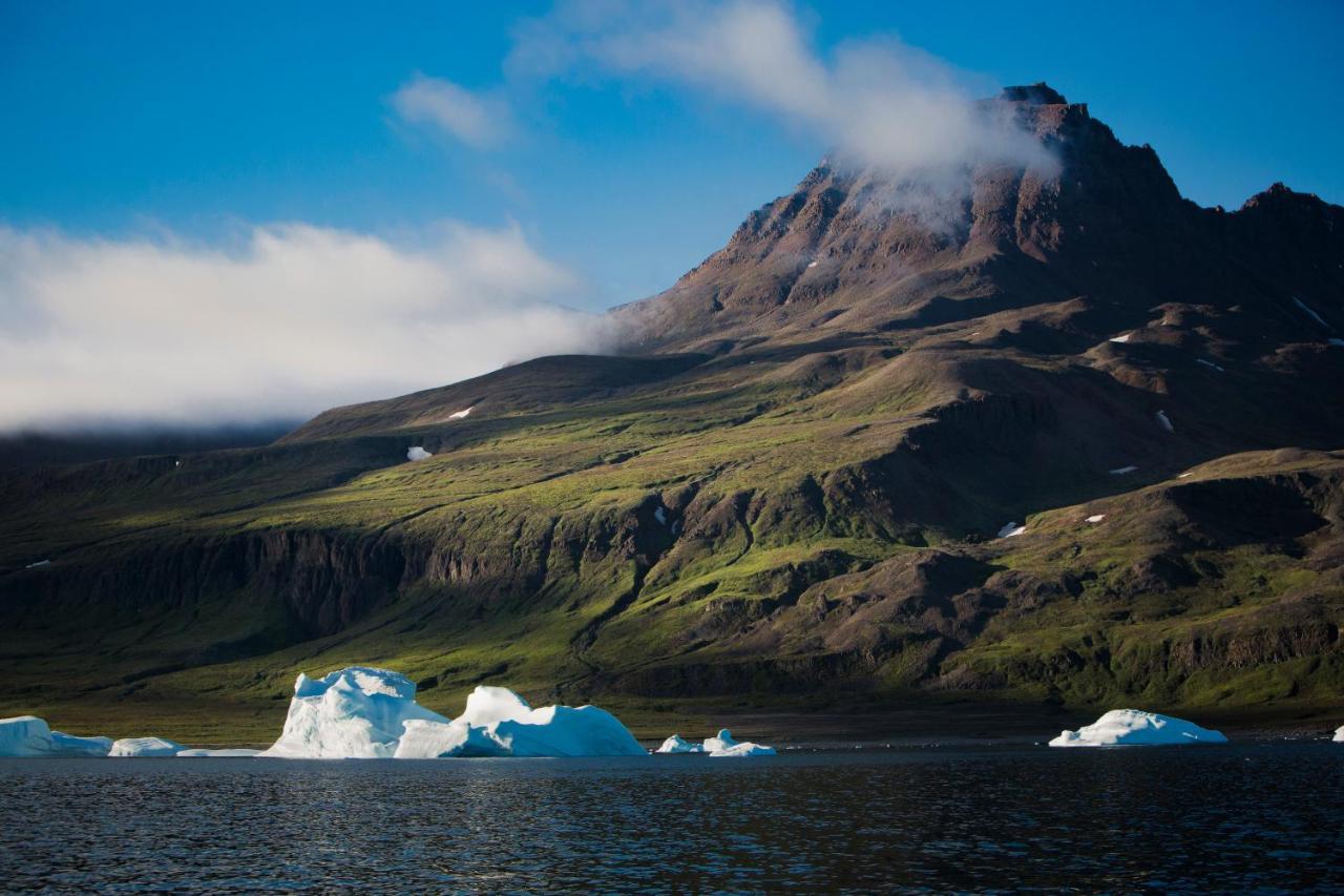 Hotel Disko Island Qeqertarsuaq Екстериор снимка